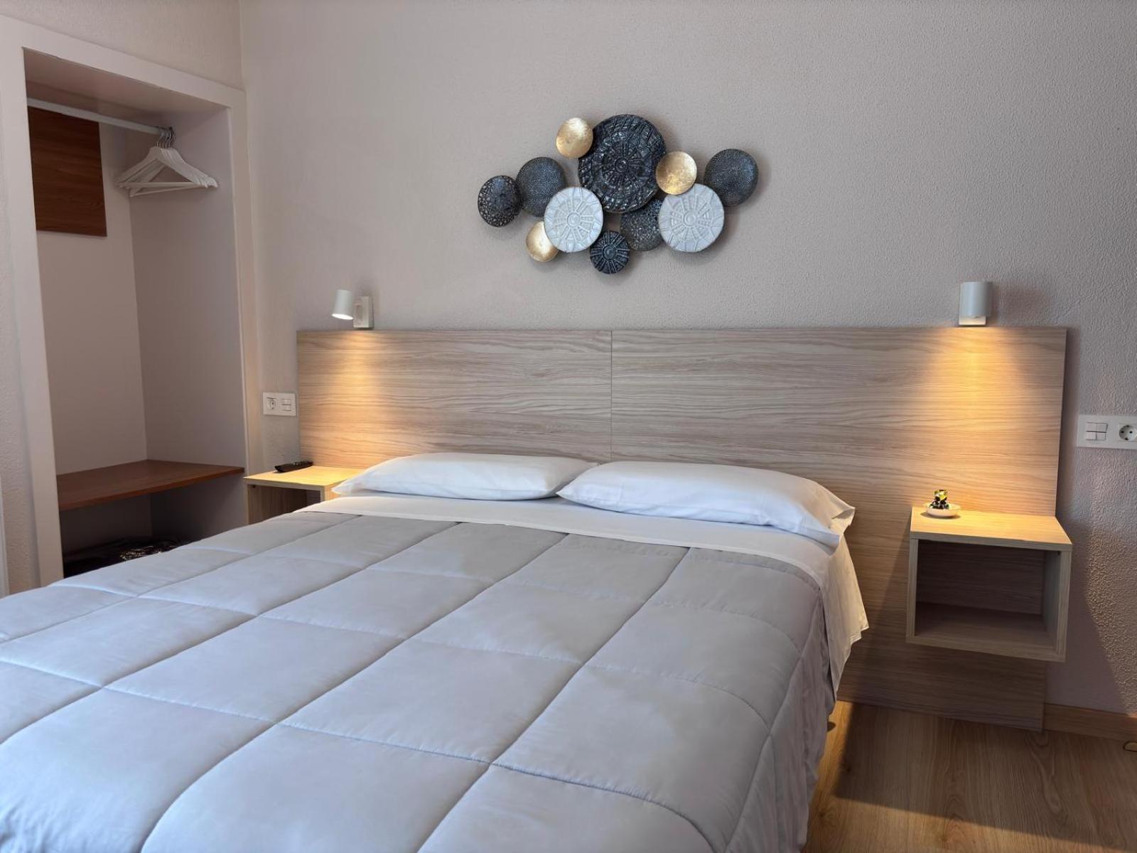 Hotel Ros Mary Ribadeo Ngoại thất bức ảnh